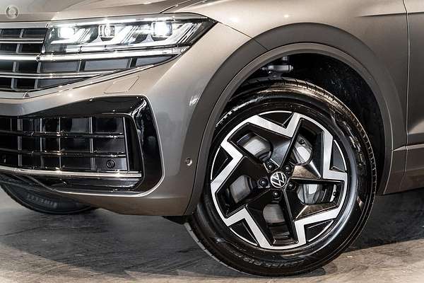2024 Volkswagen Touareg 170TDI RC