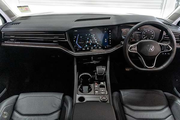 2024 Volkswagen Touareg 170TDI RC