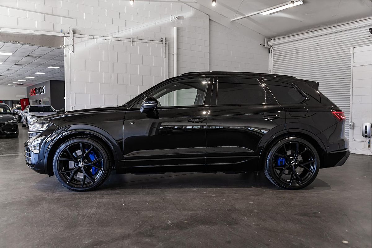 2024 Volkswagen Touareg R RC