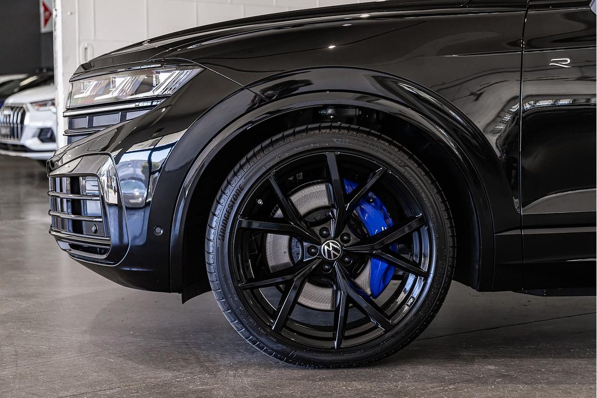 2024 Volkswagen Touareg R RC