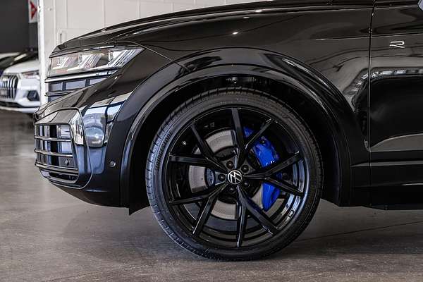 2024 Volkswagen Touareg R RC