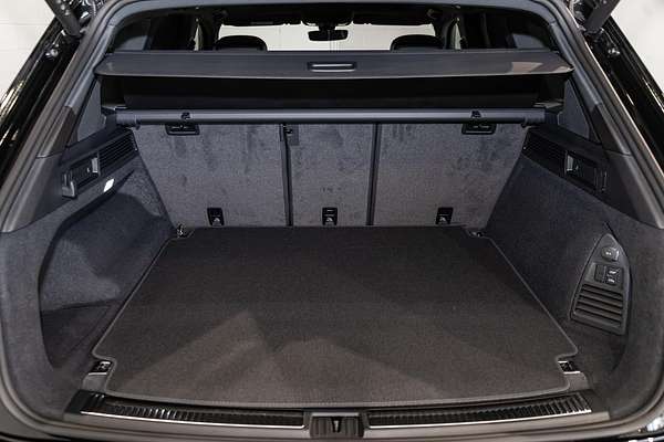 2024 Volkswagen Touareg R RC