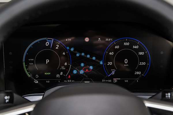 2024 Volkswagen Touareg R RC