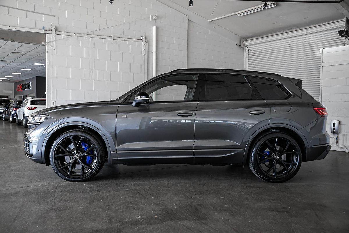 2024 Volkswagen Touareg R RC
