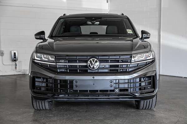 2024 Volkswagen Touareg R RC