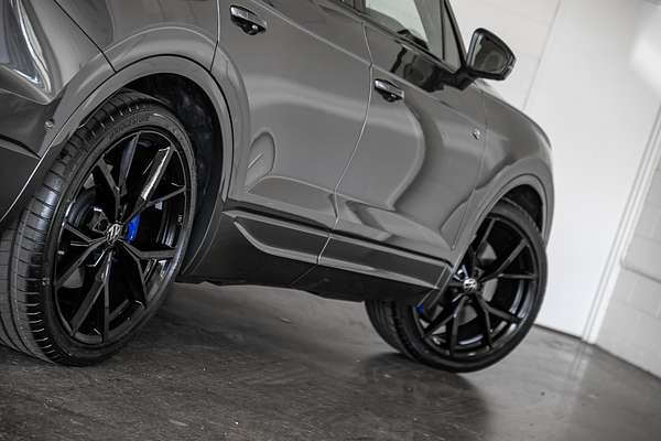 2024 Volkswagen Touareg R RC