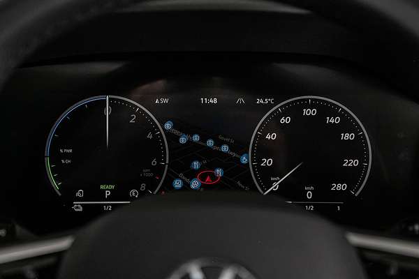 2024 Volkswagen Touareg R RC