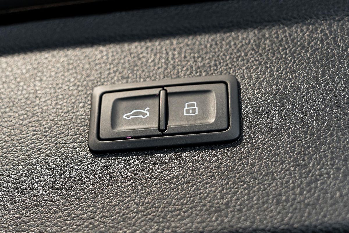 2023 Audi Q5 45 TFSI Sport FY
