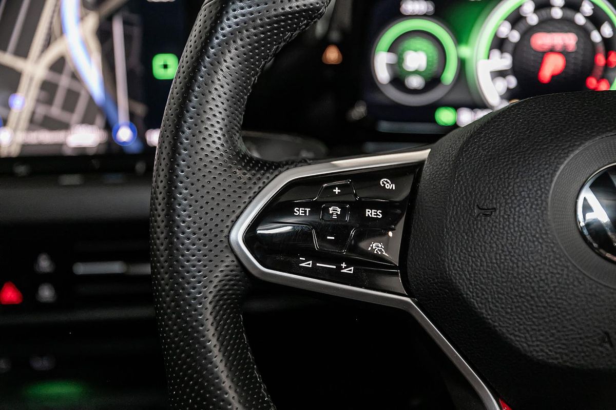 2021 Volkswagen Golf GTI 8