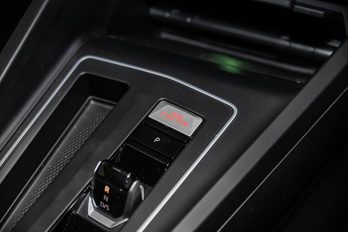 2021 Volkswagen Golf GTI 8