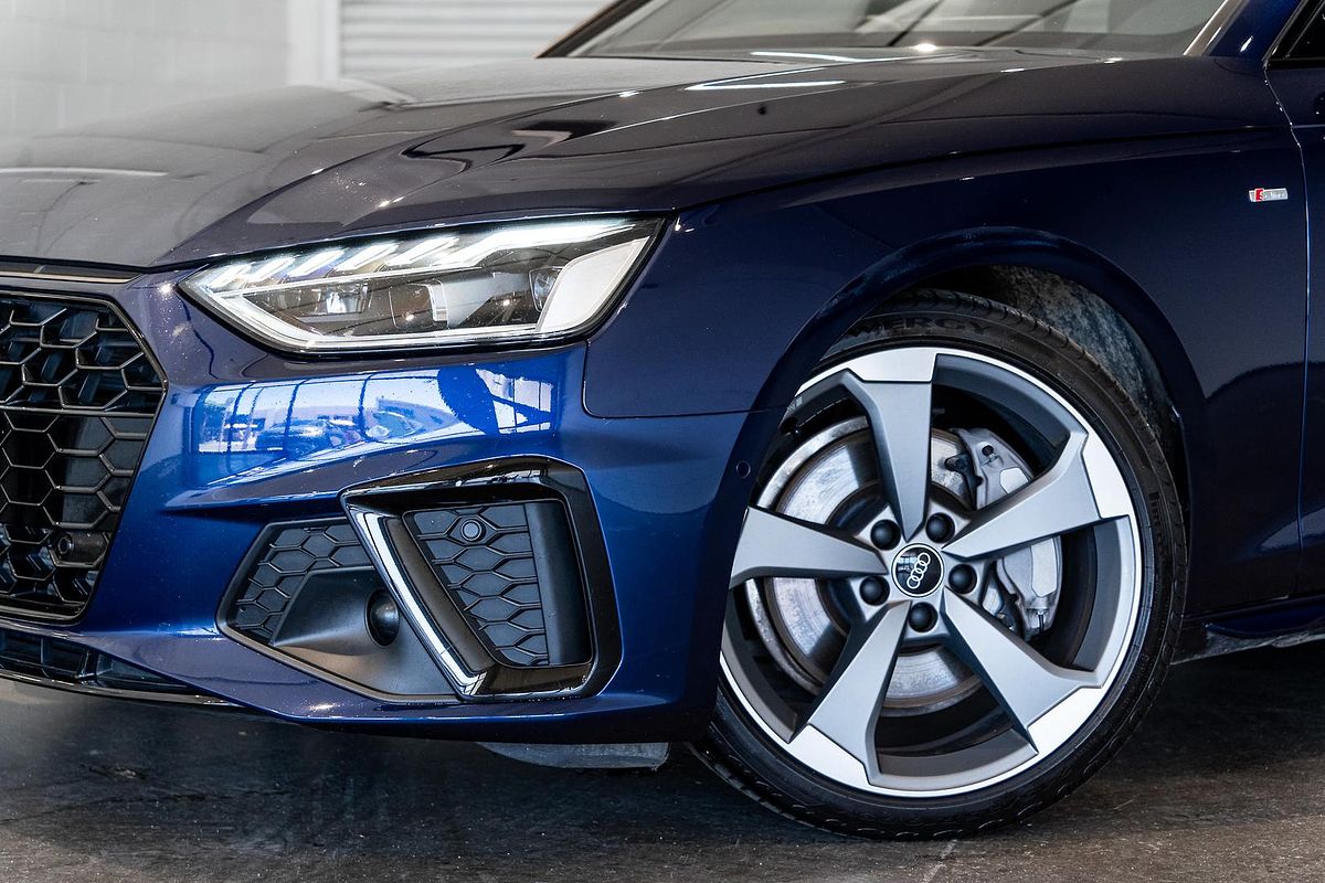 2021 Audi A4 45 TFSI S line B9