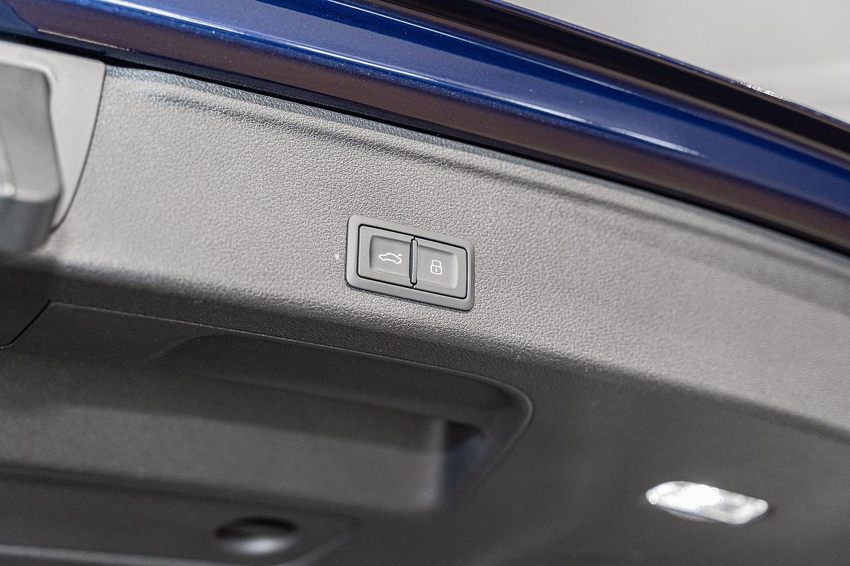 2021 Audi A4 45 TFSI S line B9