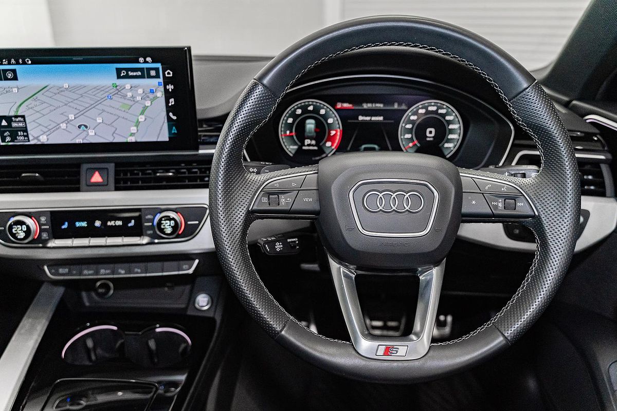 2021 Audi A4 45 TFSI S line B9