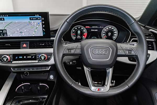 2021 Audi A4 45 TFSI S line B9