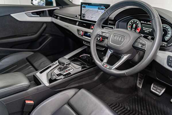 2021 Audi A4 45 TFSI S line B9