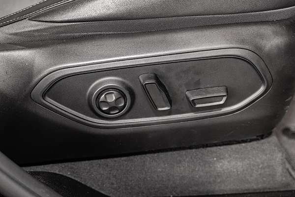 2023 Jeep Grand Cherokee Night Eagle WL