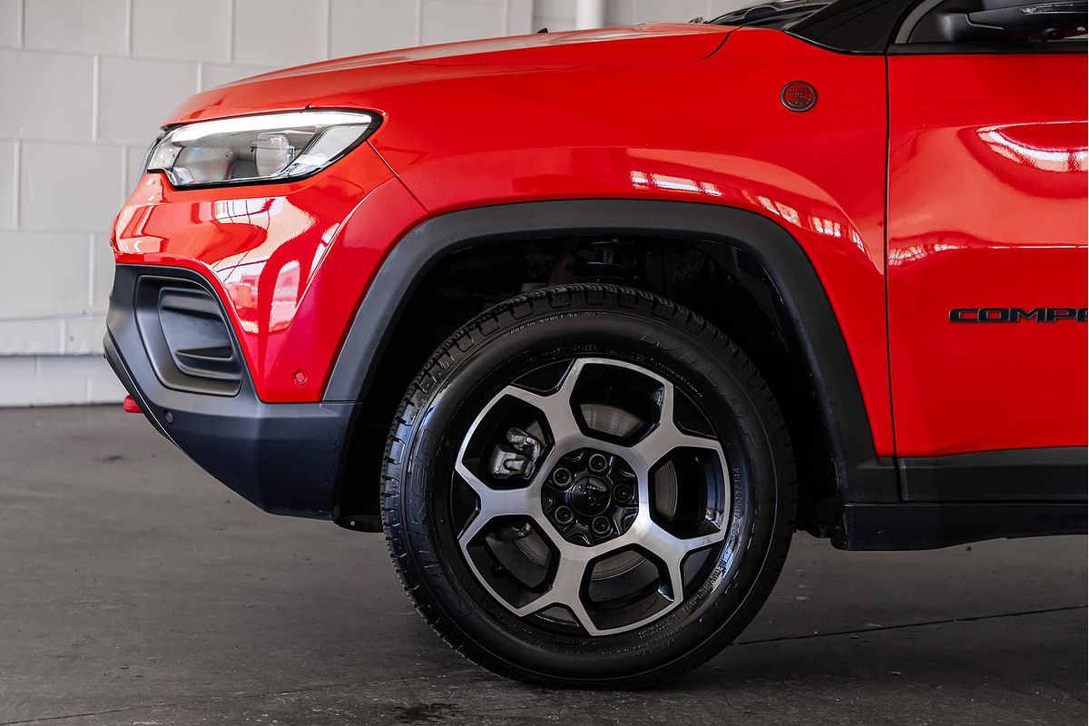 2022 Jeep Compass Trailhawk M6