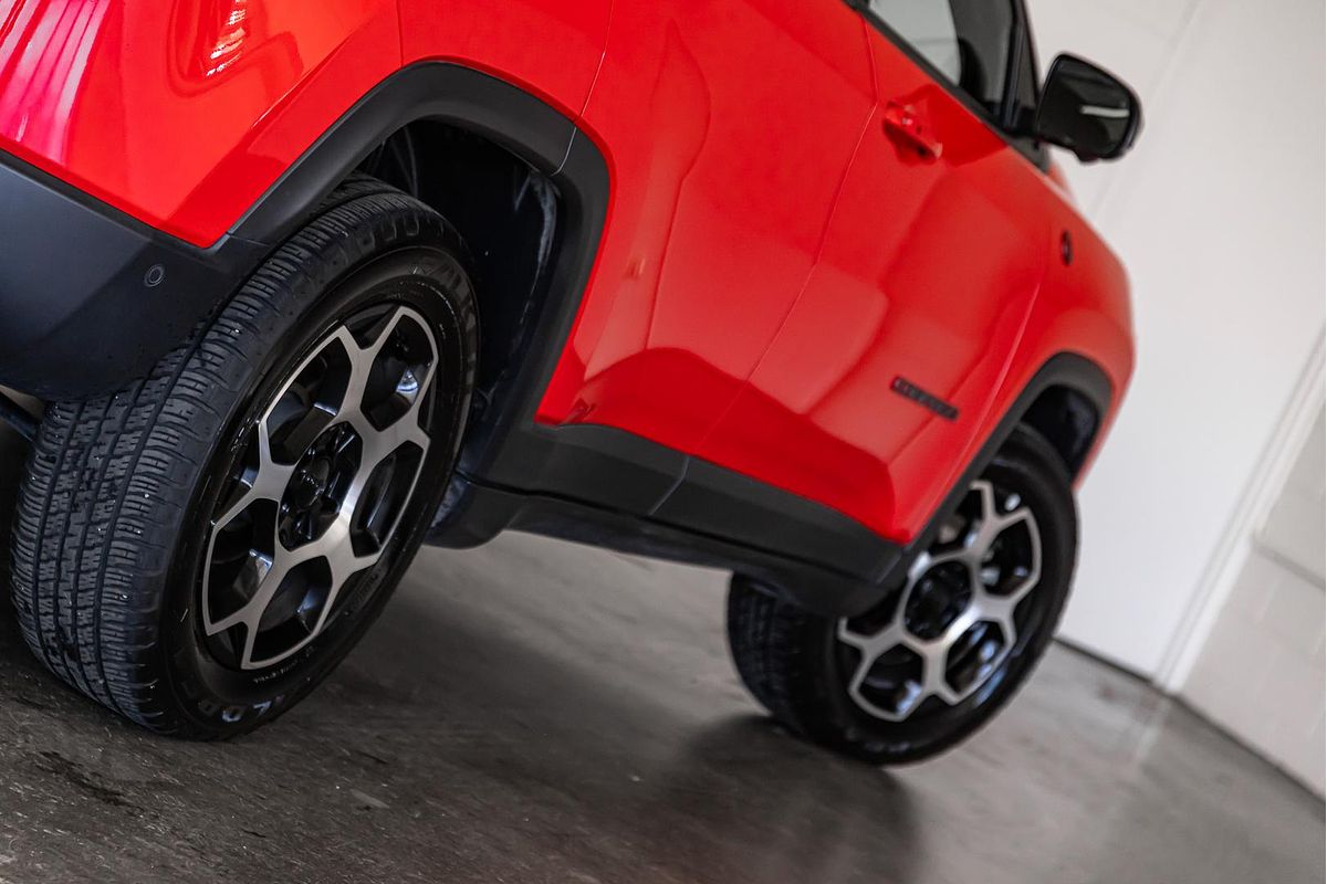 2022 Jeep Compass Trailhawk M6