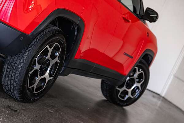 2022 Jeep Compass Trailhawk M6