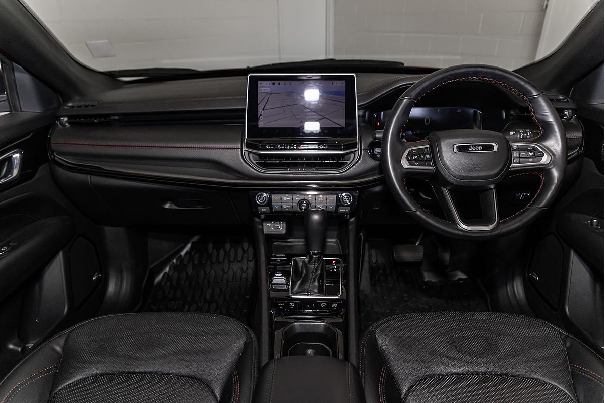 2022 Jeep Compass Trailhawk M6