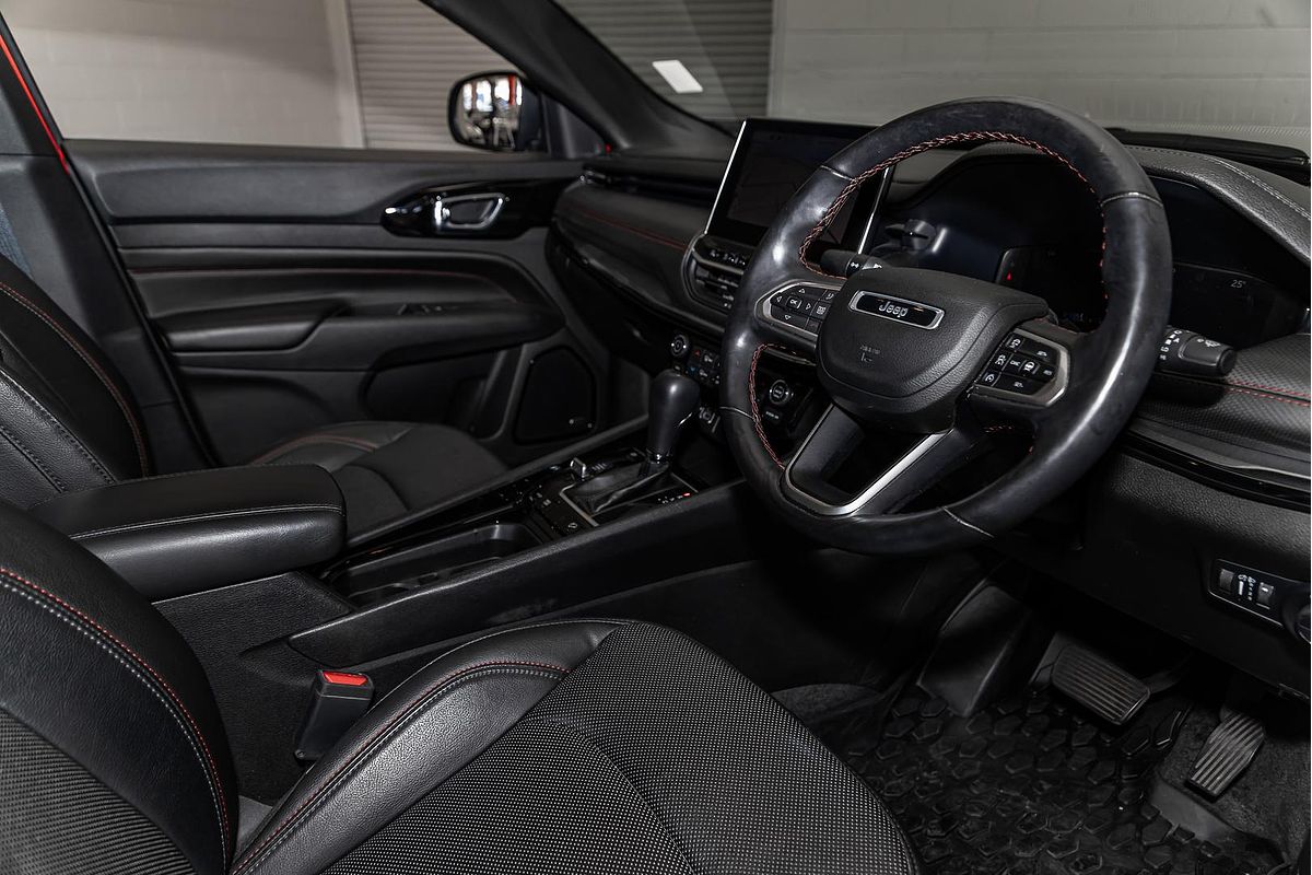 2022 Jeep Compass Trailhawk M6