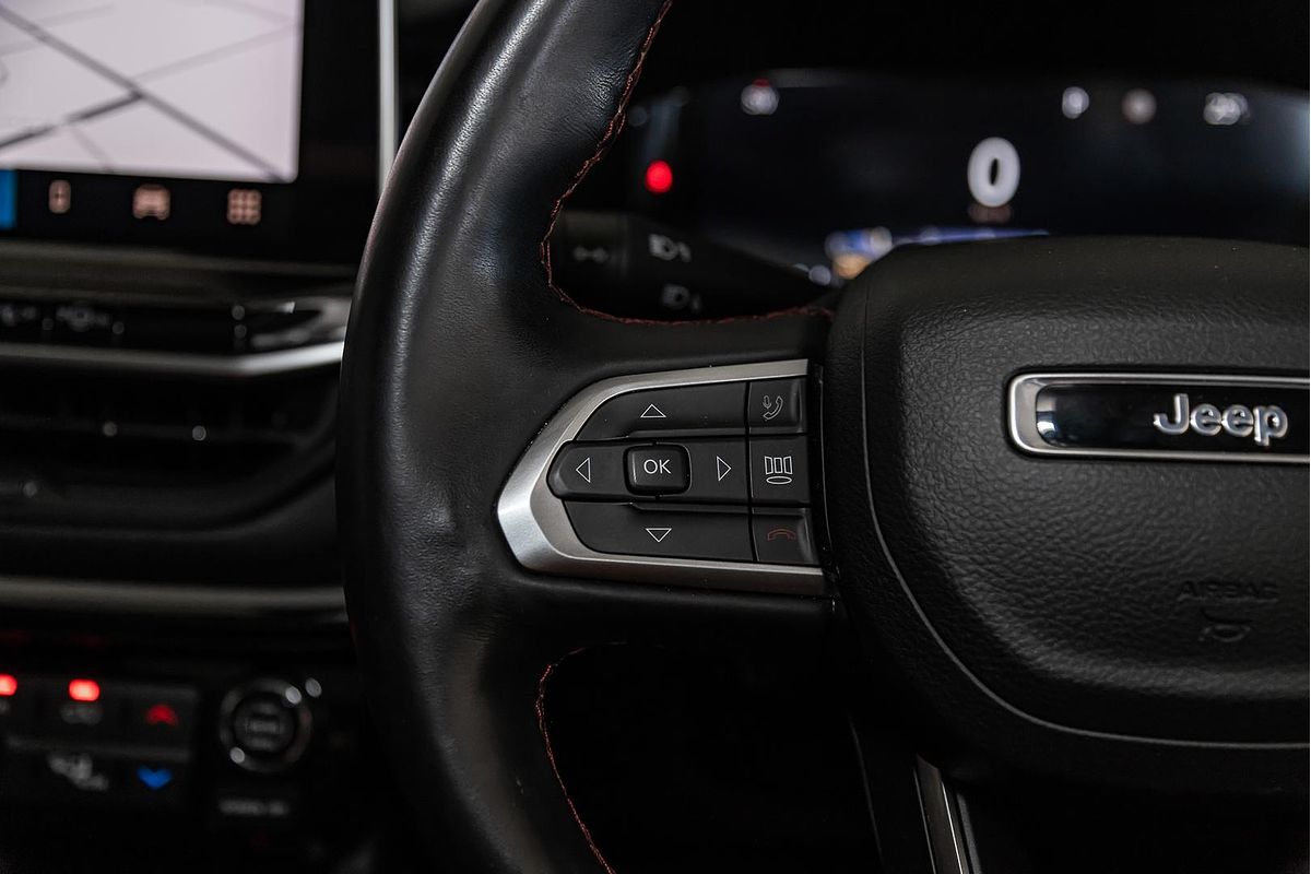 2022 Jeep Compass Trailhawk M6