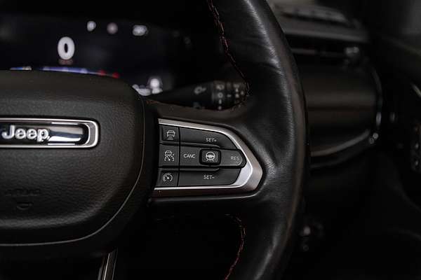 2022 Jeep Compass Trailhawk M6