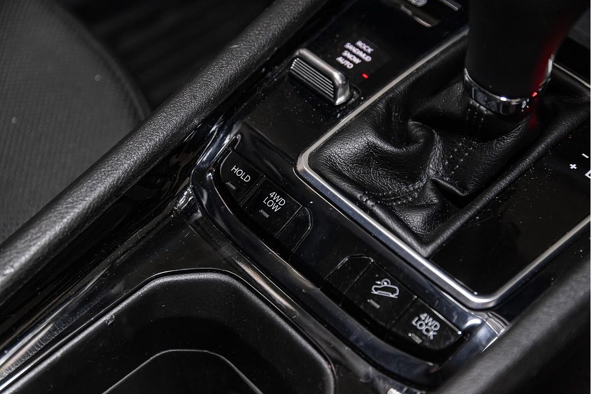 2022 Jeep Compass Trailhawk M6