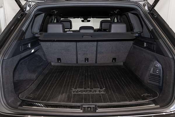 2021 Volkswagen Touareg 210TDI R-Line CR