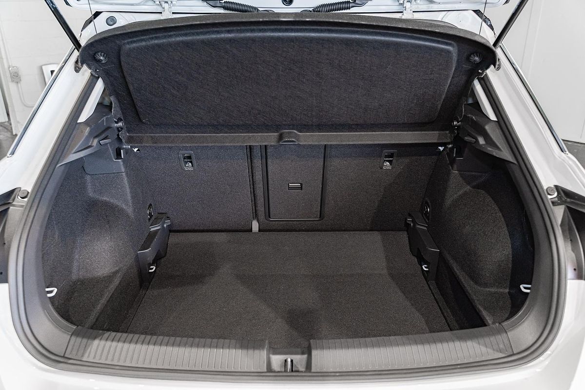 2023 Volkswagen T-Roc 110TSI Style D11