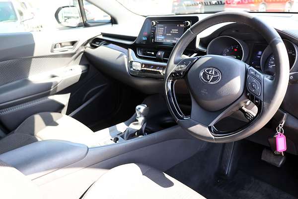 2019 Toyota C-HR NGX10R