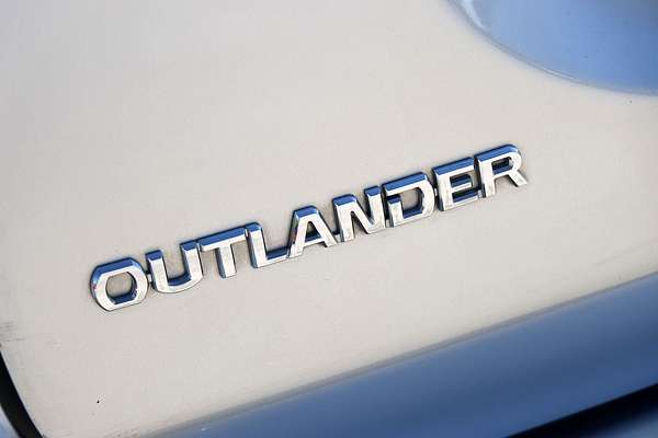 2021 Mitsubishi Outlander ES ZL