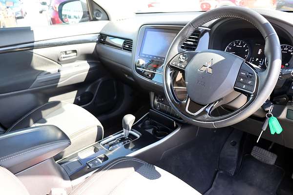 2021 Mitsubishi Outlander ES ZL