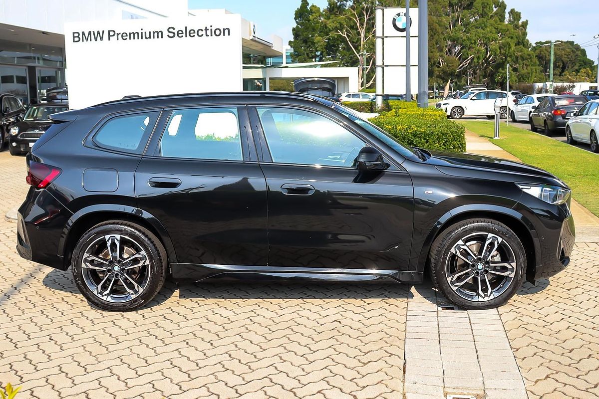 2023 BMW X1 xDrive20i U11