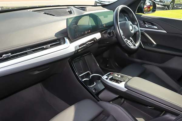 2023 BMW X1 xDrive20i U11
