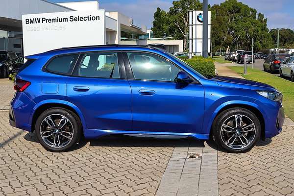 2023 BMW X1 xDrive20i U11