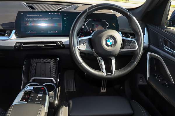 2023 BMW X1 xDrive20i U11