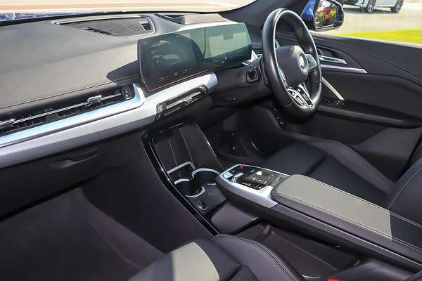 2023 BMW X1 xDrive20i U11