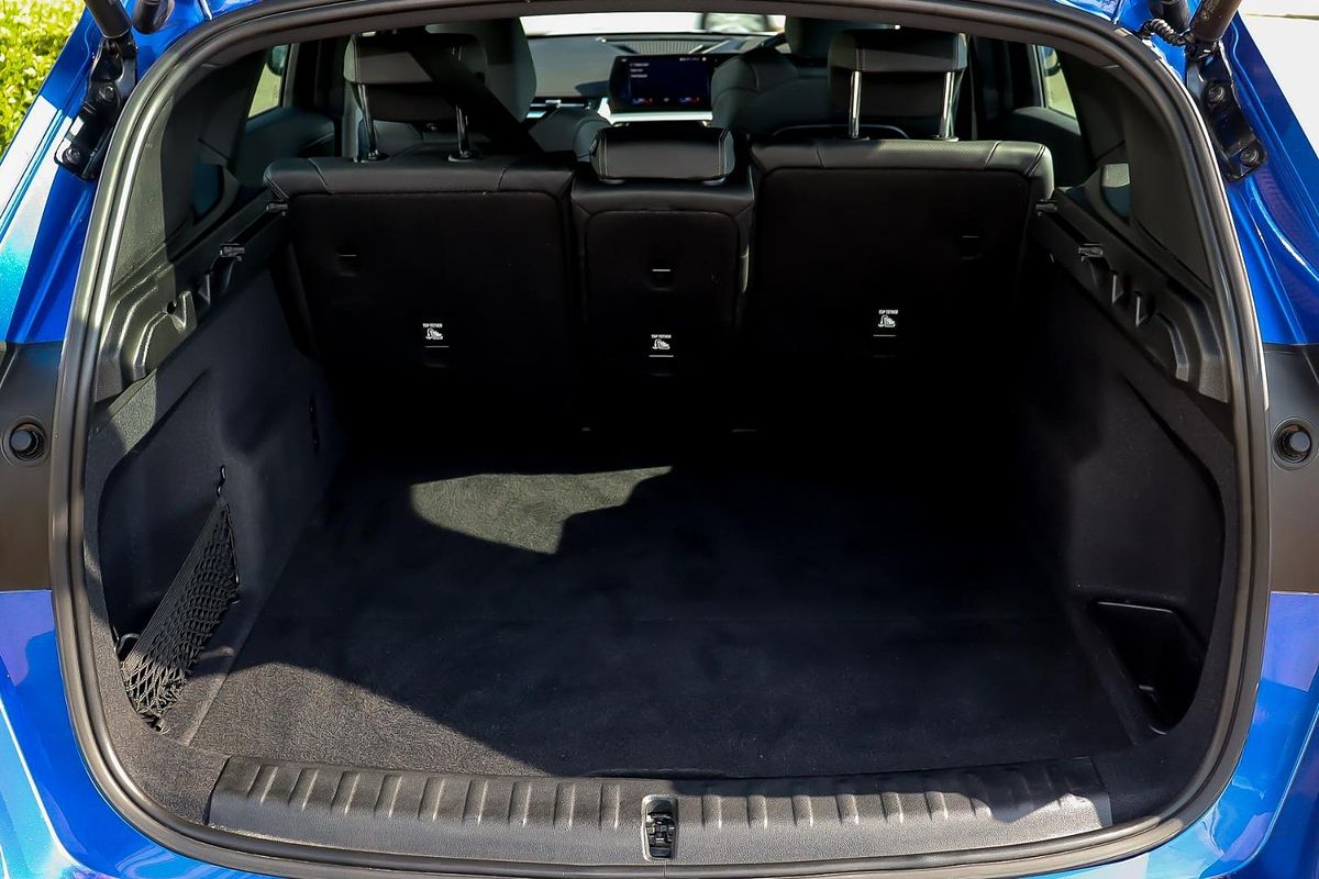 2023 BMW X1 xDrive20i U11