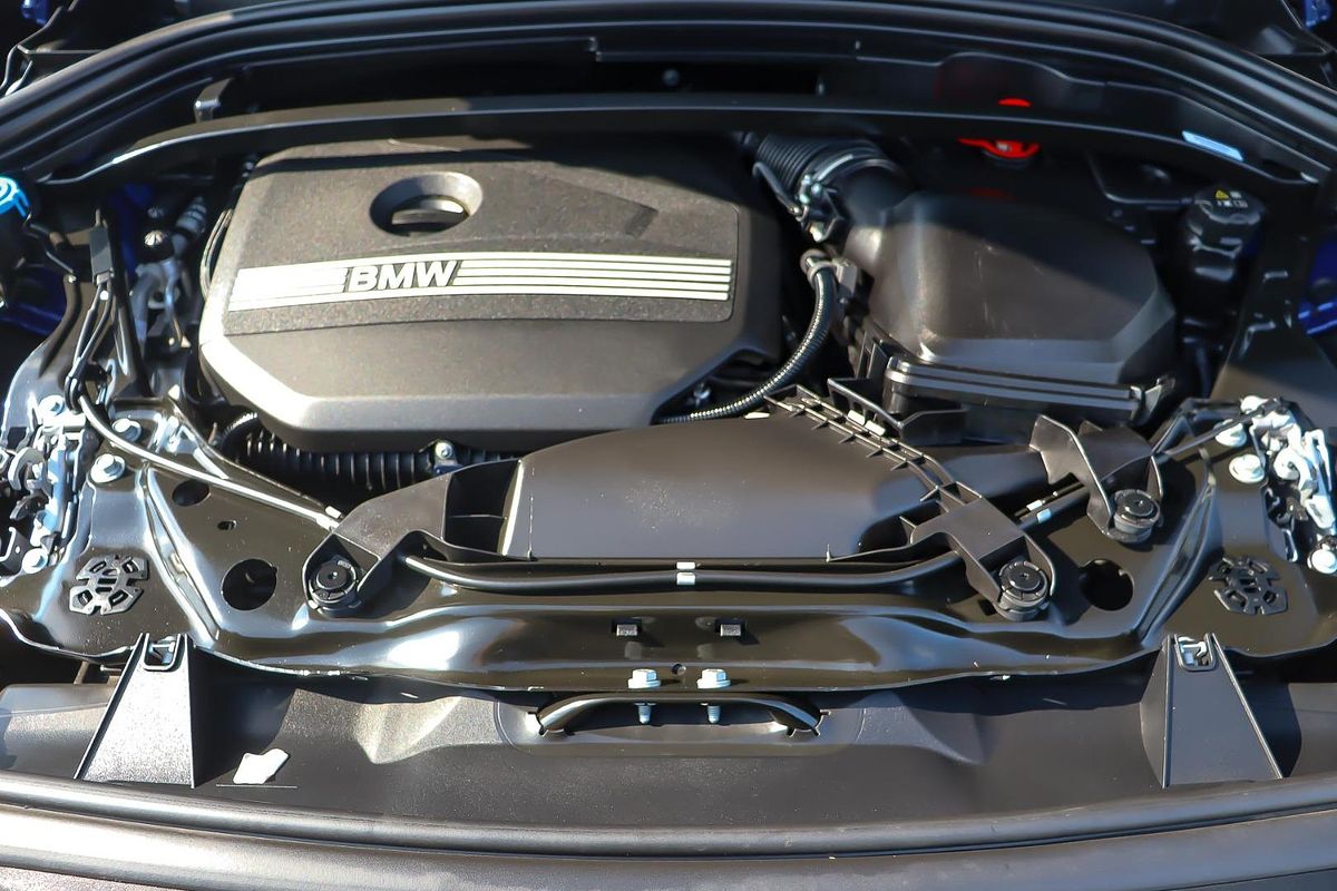 2023 BMW X1 xDrive20i U11