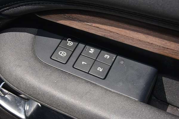 2018 Land Rover Discovery SD4 HSE Series 5