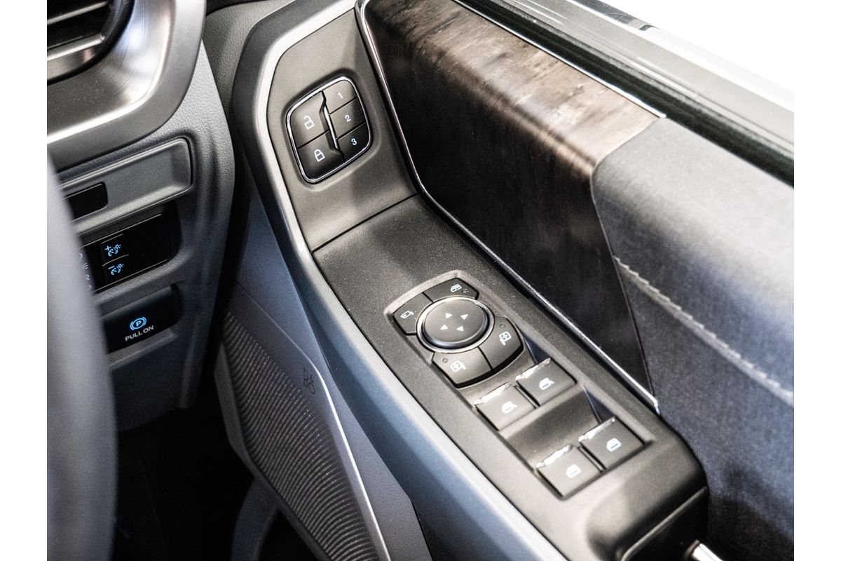 2023 Ford F-150 Lariat 4X4 SWB