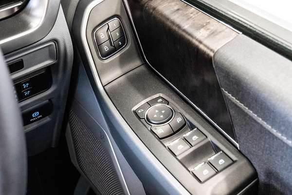 2023 Ford F-150 Lariat 4X4 SWB