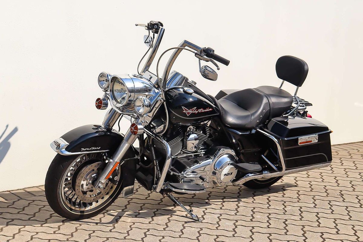 2012 Harley-Davidson road king 1690