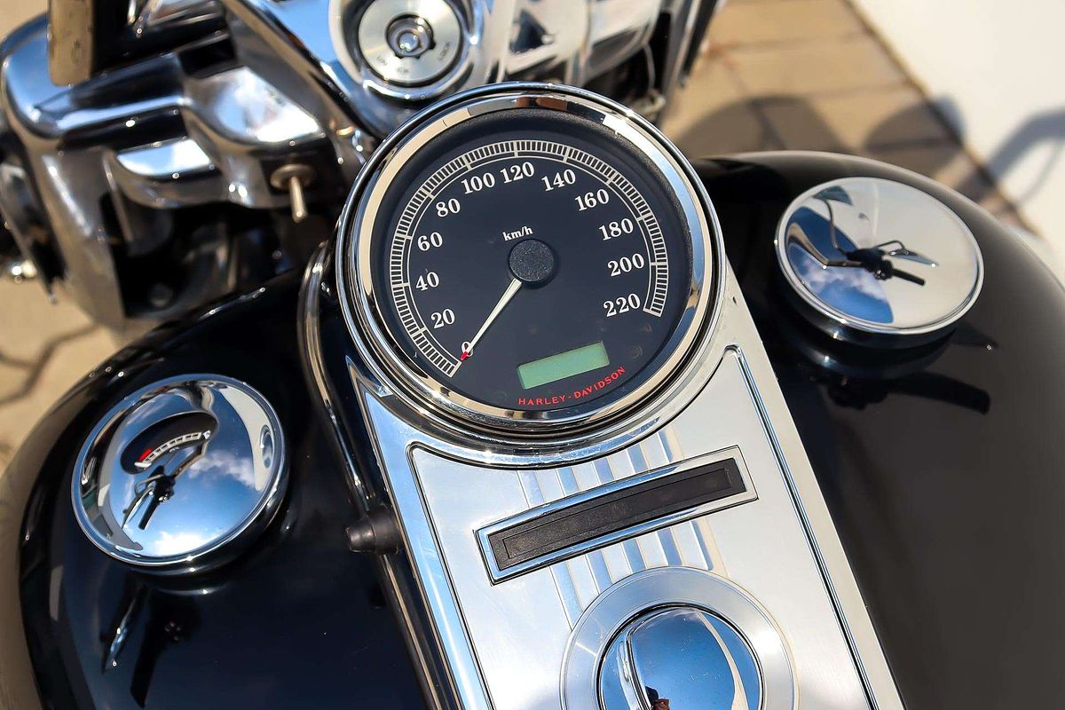 2012 Harley-Davidson road king 1690
