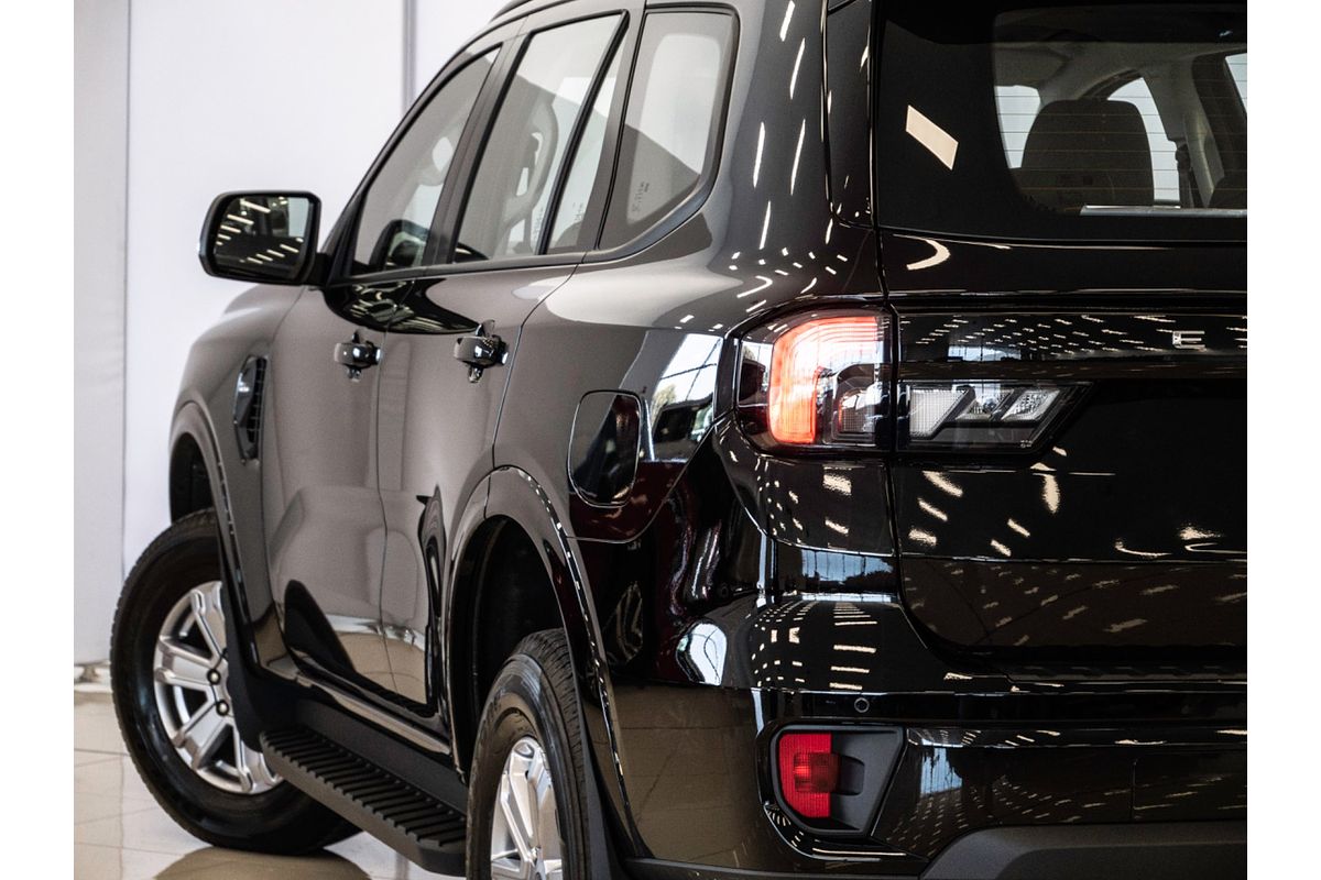 2024 Ford Everest Ambiente