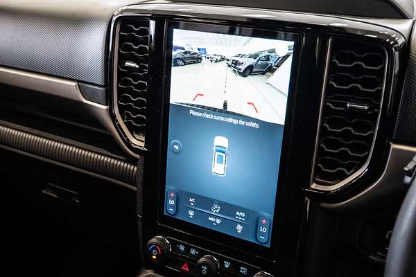 2024 Ford Everest Ambiente