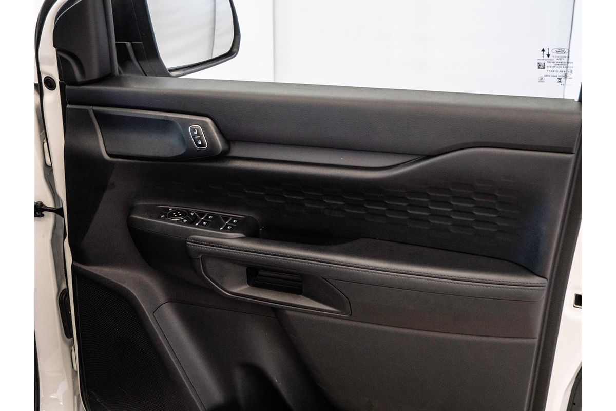 2024 Ford Everest Ambiente