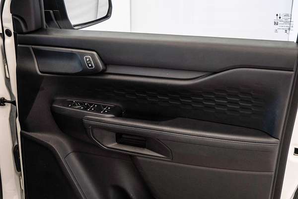 2024 Ford Everest Ambiente