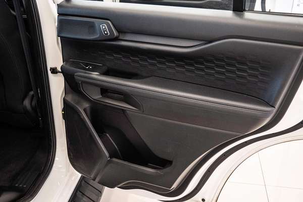 2024 Ford Everest Ambiente